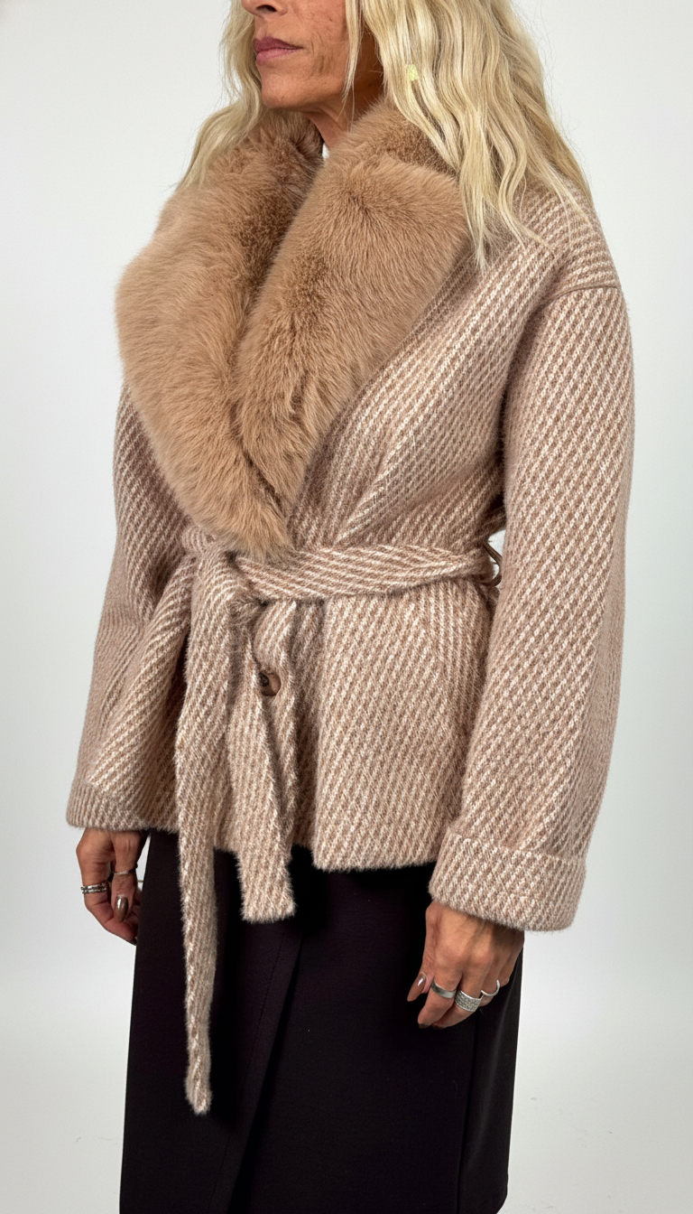 Giacca in Lana con Interno Montone e Collo in Pelliccia